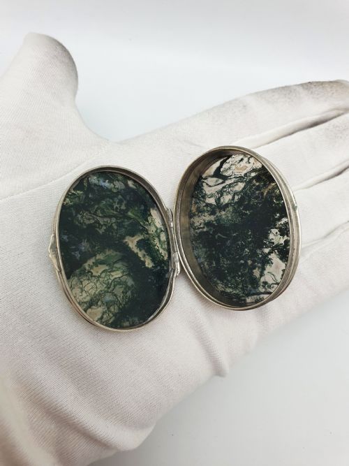 fig 2. Lovely Antique Victorian Moss Agate Pill Box – circa 1890