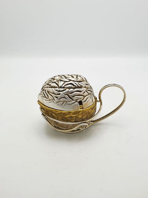 RARE ANTIQUE VICTORIAN WALNUT SAUCE HOLDER WITH WIREWORK STAND CIRCA 1890 - ADDITIONAL PHOTO 1