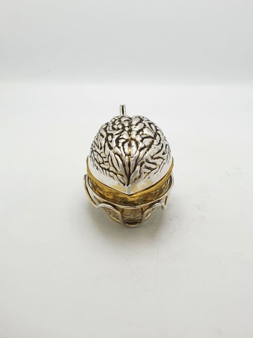 RARE ANTIQUE VICTORIAN WALNUT SAUCE HOLDER WITH WIREWORK STAND CIRCA 1890 - ADDITIONAL PHOTO 3