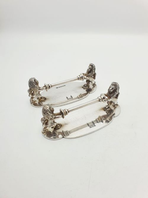 Splendid Pair of Antique Victorian Silver-plated Lion Knife Rests – Circa 1890