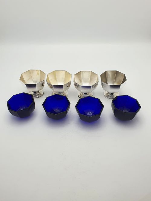 SET OF 4 ART DECO SILVER PLATED SALT CELLARS WITH COBALT GLASS LINERS CIRCA 1930 - ADDITIONAL PHOTO 6