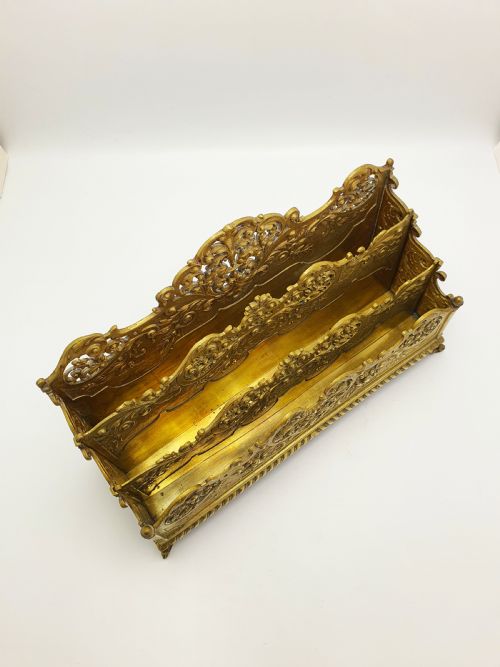 MAGNIFICENT GRAND TOUR BRASS ROCOCO REVIVAL LETTER RACK CIRCA 1860 - ADDITIONAL PHOTO 2
