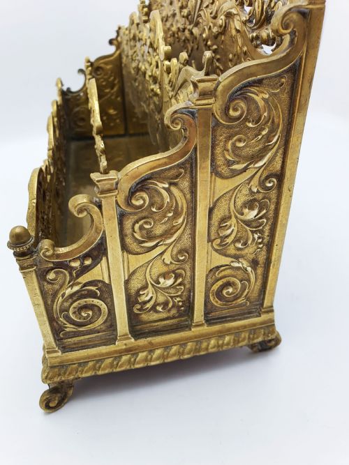 MAGNIFICENT GRAND TOUR BRASS ROCOCO REVIVAL LETTER RACK CIRCA 1860 - ADDITIONAL PHOTO 6