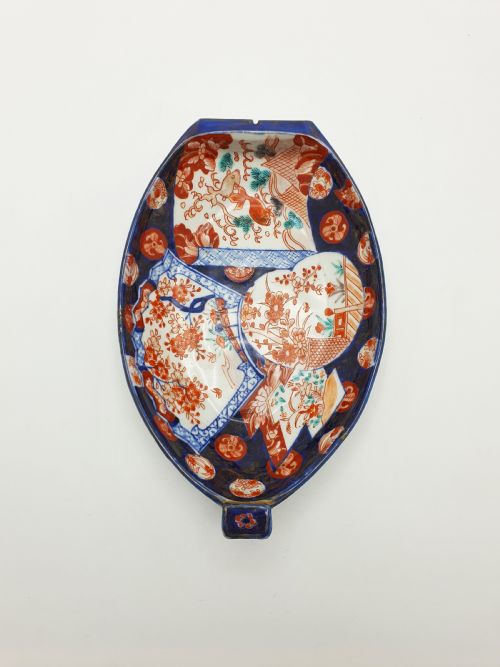 fig 1. Lovely Antique Japanese Imari Porcelain Boat-Shaped Dish – circa 1900