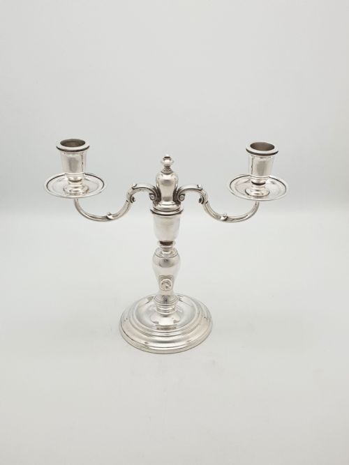 VINTAGE PAIR OF SILVER PLATED LOW TWOBRANCH TABLE CANDELABRA CIRCA 1930 - ADDITIONAL PHOTO 2