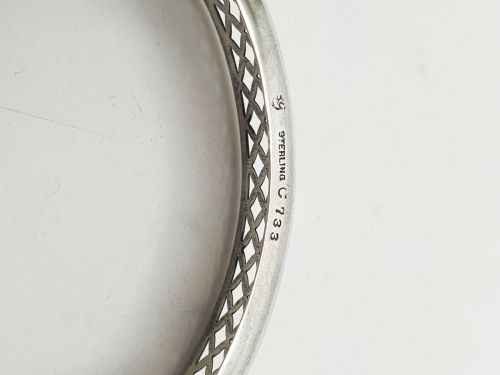LOVELY AMERICAN STERLING SILVER PIERCED BUTTER DISH WITH GLASS LINER CIRCA 1920 - ADDITIONAL PHOTO 3