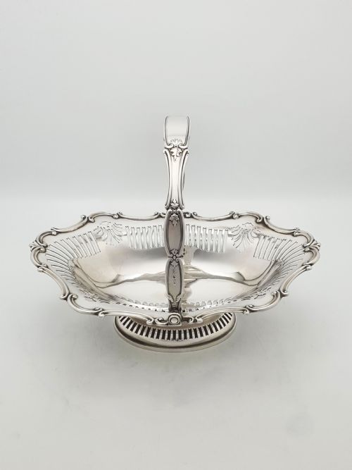 ELKINGTON GEORGE V SILVER PLATED SWINGHANDLE FRUIT CAKE BASKET 1912 - ADDITIONAL PHOTO 2