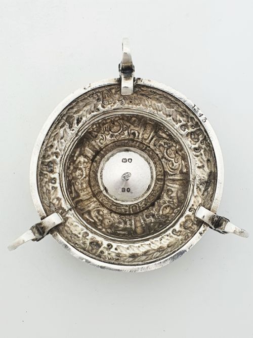 STRIKING PAIR OF ANTIQUE VICTORIAN STERLING SILVER SALT CELLARS LONDON 1870 - ADDITIONAL PHOTO 6