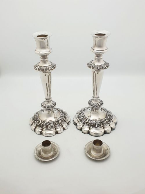 NICE PAIR OF MAPPIN WEBB SILVER PLATED CANDLESTICKS CIRCA 1920 - ADDITIONAL PHOTO 6