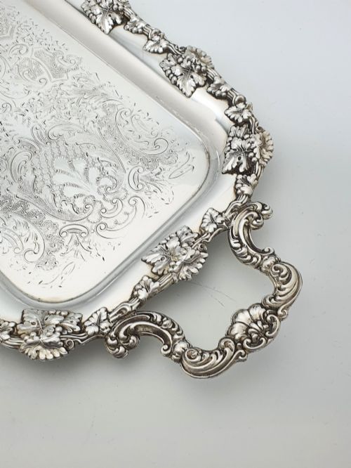 ANTIQUE SILVER PLATED SERVING TRAY WITH GRAPEVINE BORDER CIRCA 1920 - ADDITIONAL PHOTO 1