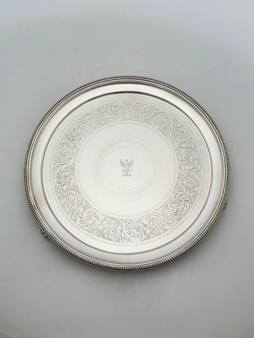 ANTIQUE VICTORIAN ELKINGTON SILVER PLATED SET OF THREE ENGRAVED SALVERS 1872 - ADDITIONAL PHOTO 4