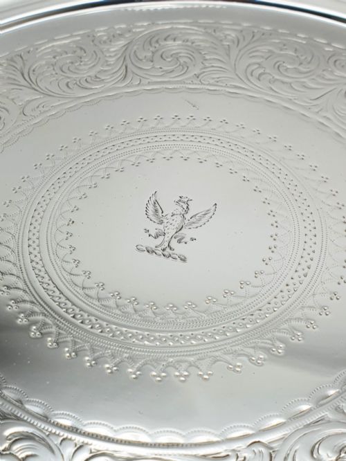 ANTIQUE VICTORIAN ELKINGTON SILVER PLATED SET OF THREE ENGRAVED SALVERS 1872 - ADDITIONAL PHOTO 5