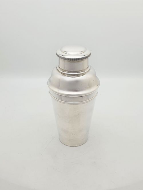 Art Deco Silver Plated Cocktail Shaker With Built-In Ice Breaker – circa 1925