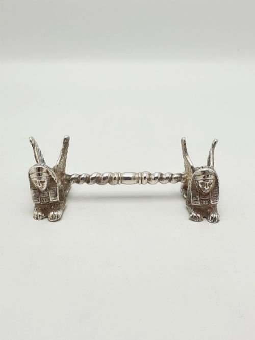 PAIR OF ANTIQUE EGYPTIAN REVIVAL SILVER PLATED SPHINX KNIFE RESTS CIRCA 1880 - ADDITIONAL PHOTO 5