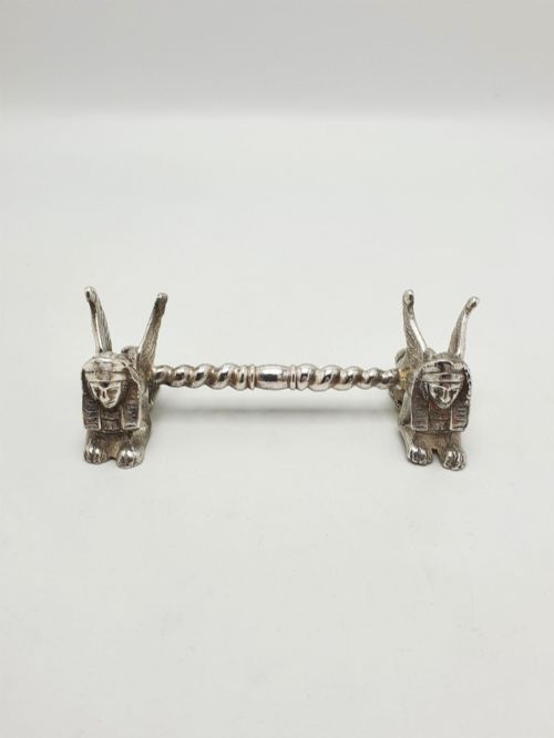 PAIR OF ANTIQUE EGYPTIAN REVIVAL SILVER PLATED SPHINX KNIFE RESTS CIRCA 1880 - ADDITIONAL PHOTO 6
