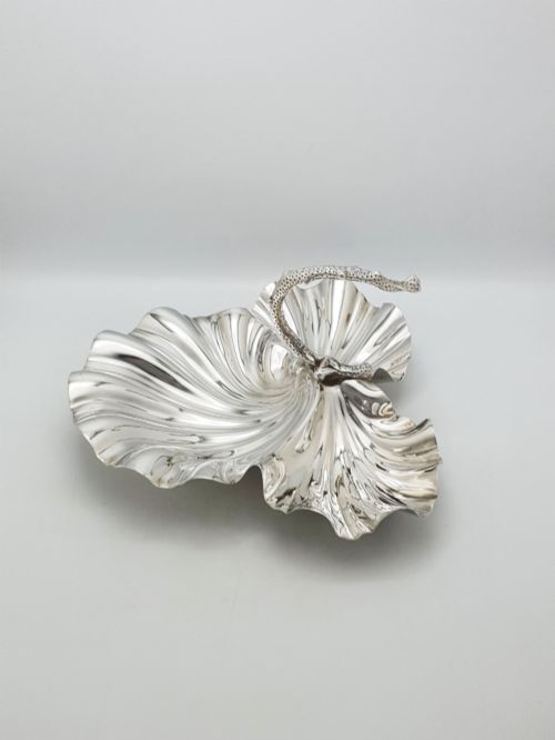 ANTIQUE VICTORIAN SILVER PLATED SHELL DISH WITH STYLISED CORAL HANDLE CIRCA 1880 - ADDITIONAL PHOTO 2