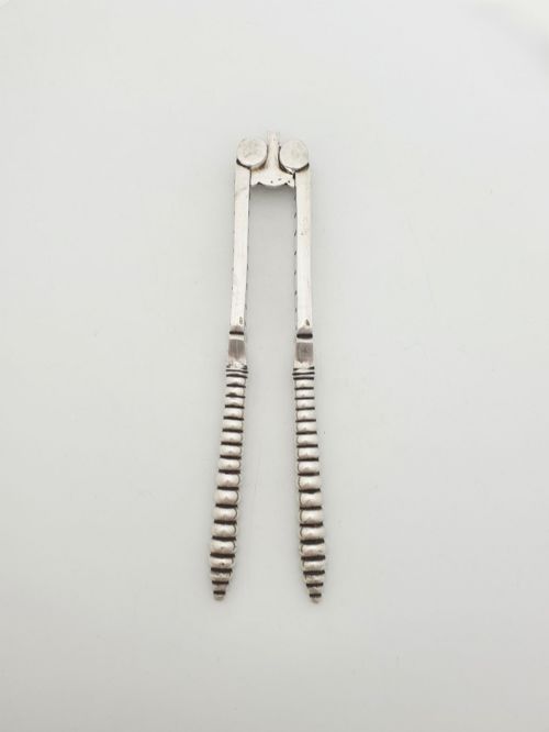 ANTIQUE VICTORIAN SILVER PLATED LOBSTER CRACKERS CIRCA 1890 - ADDITIONAL PHOTO 1