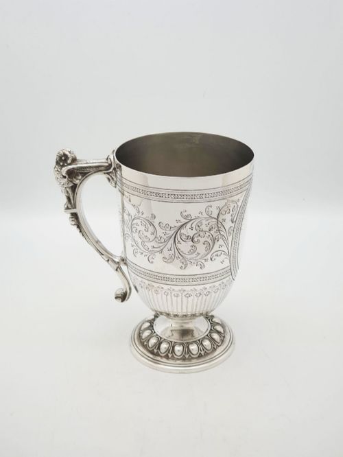 FABULOUS ANTIQUE EDWARDIAN SILVER PLATED TANKARD WITH OWL HANDLE CIRCA 1905 - ADDITIONAL PHOTO 2