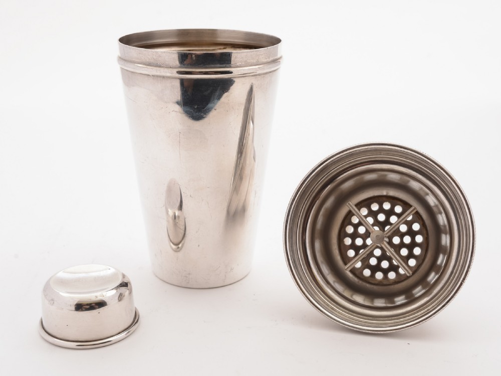 Art Deco Cocktail Shaker With Measure, Circa 1930 View II