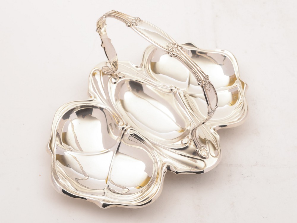 Fabulous Art Nouveau Serving Dish, Circa 1900 View IV