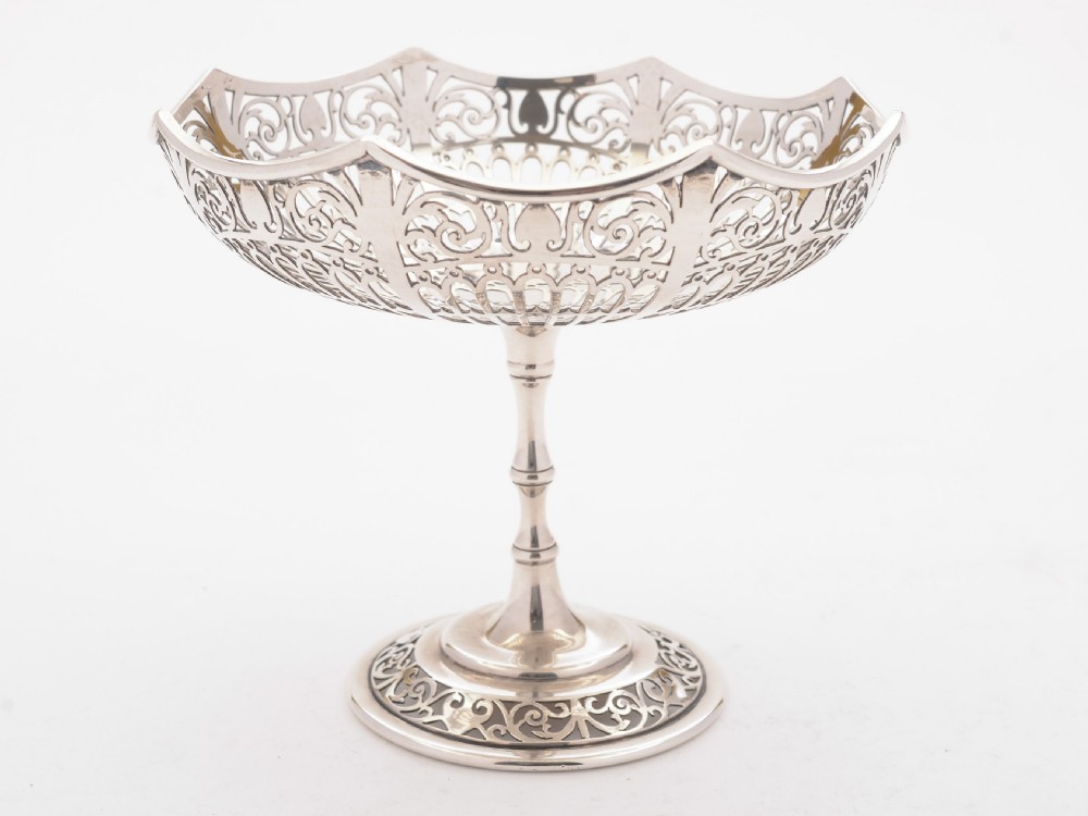 Gorgeous Silver Tazza, Sheffield 1913 View II