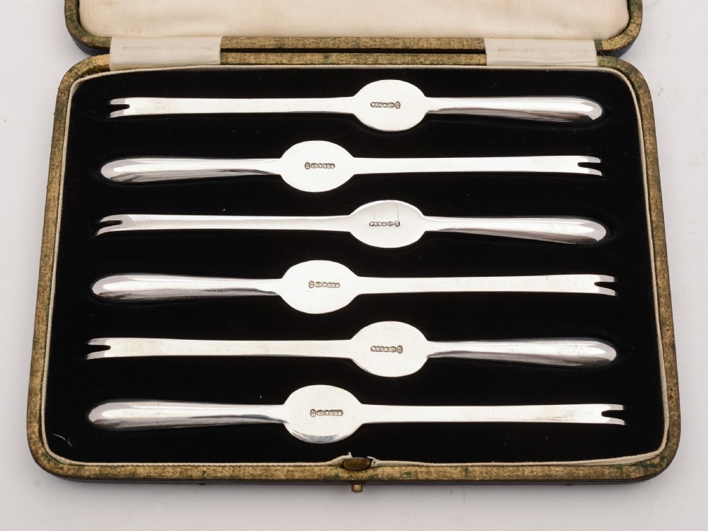 Lovely Cased Set of 6 Silver Plated Lobster Picks, Circa 1920 View IV