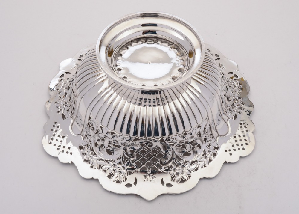 Stunning Edwardian Silver Plated Bowl, Circa 1905 View IV