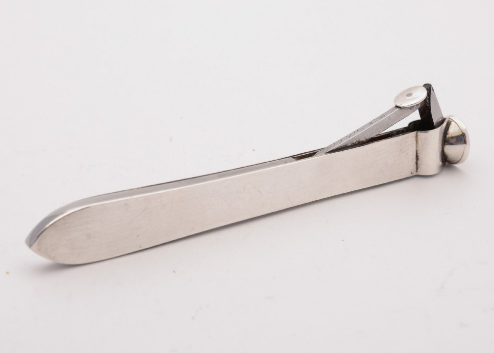 Superb Art Deco Silver Cigar Cutter, London 1938 View IV