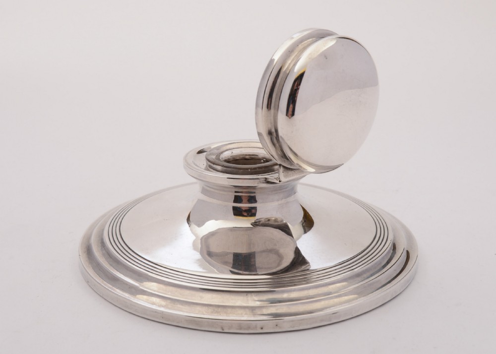 Fabulous Edwardian Silver Capstain ink Pot, 1907 View III