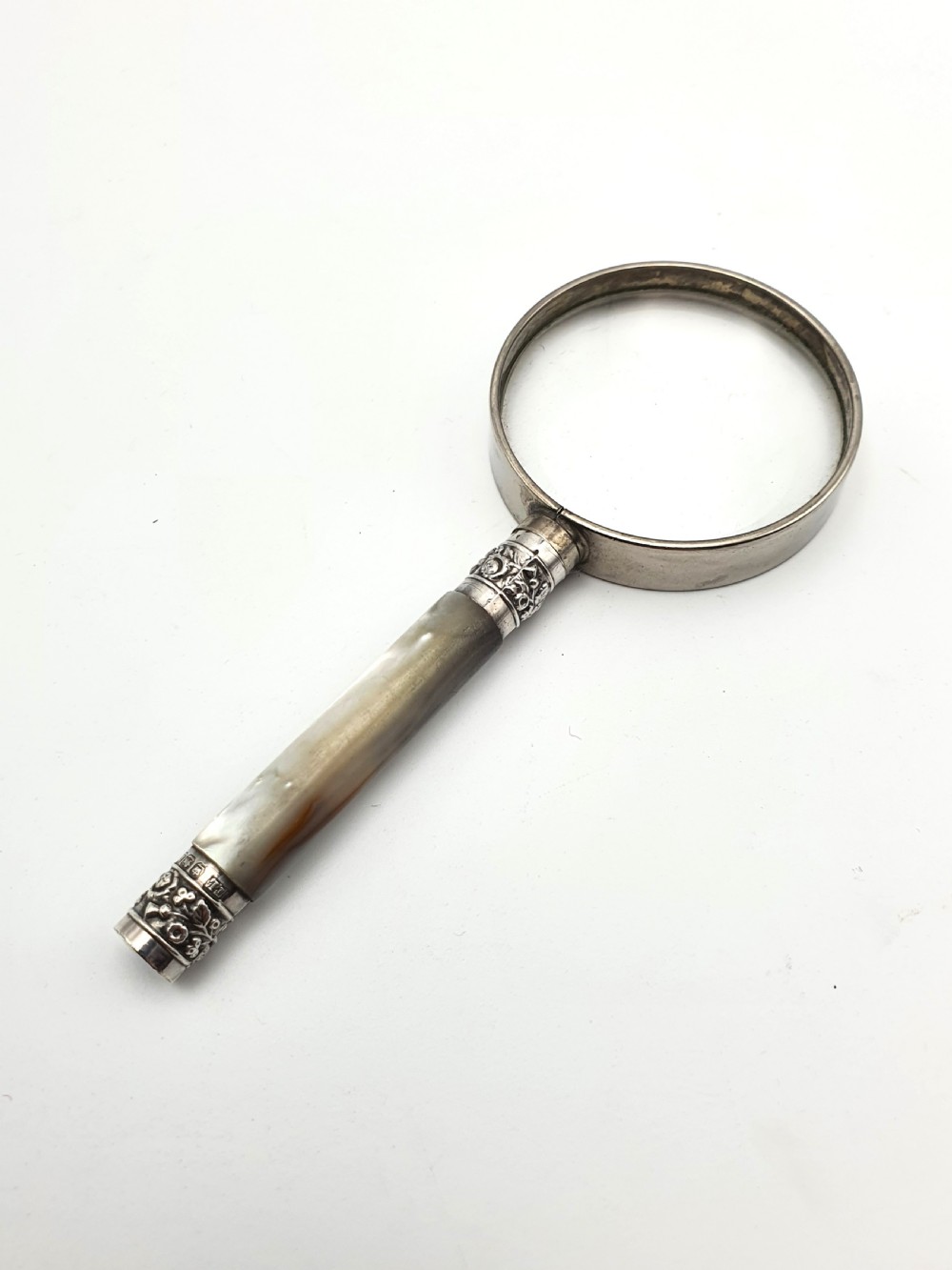 Victorian antique mother of pearl handled magnifying glass - 1894