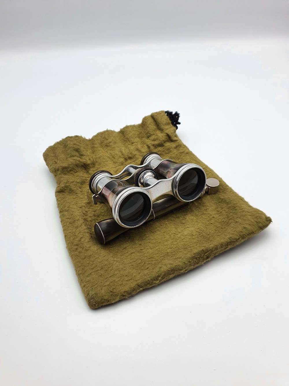 Stylish Aluminium and Mother of Pearl Extending Opera Glasses – circa 1920 View II