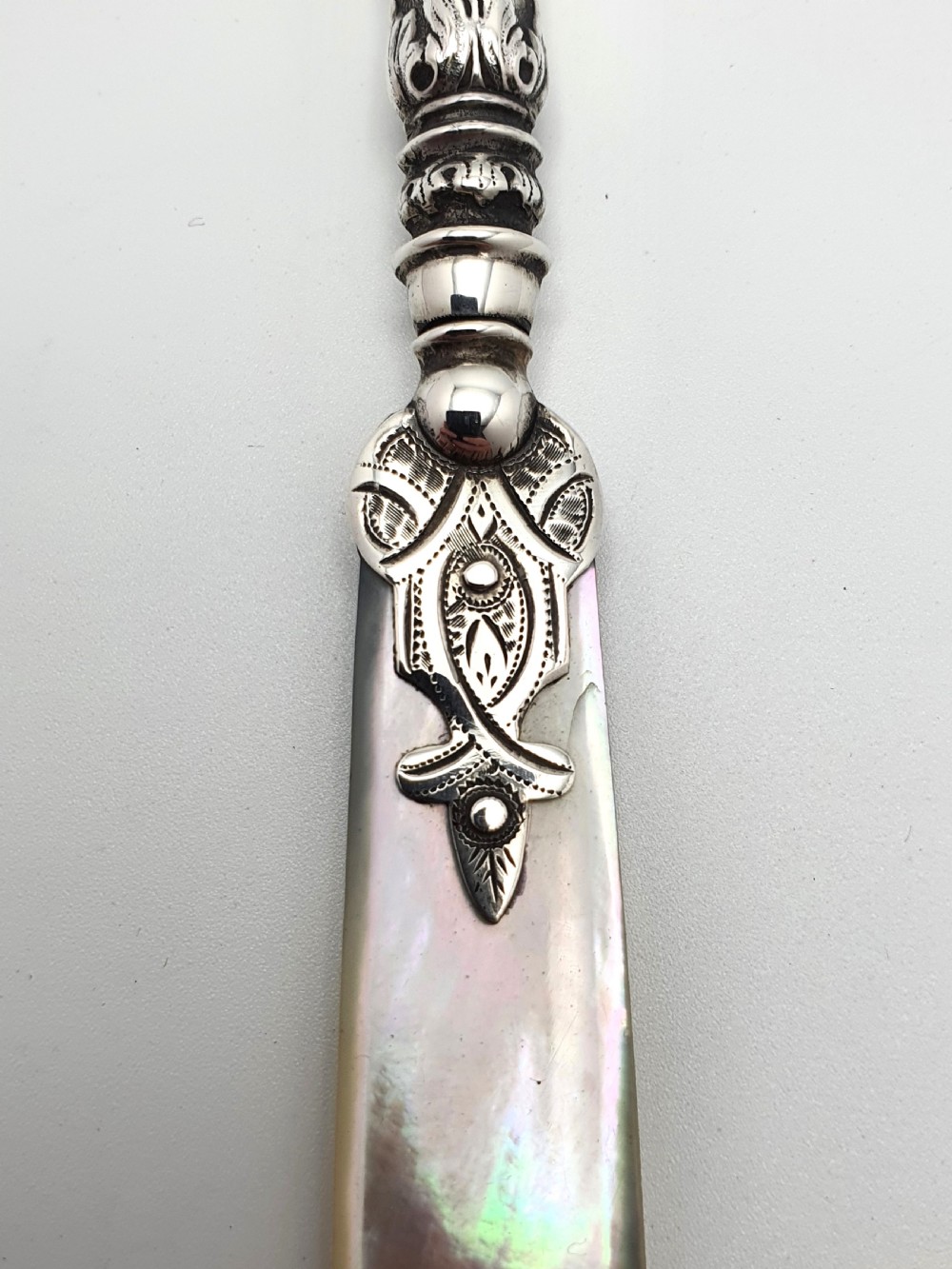 Wonderful Victorian silver and mother of pearl paper knife - English Antique - 1896 View VII