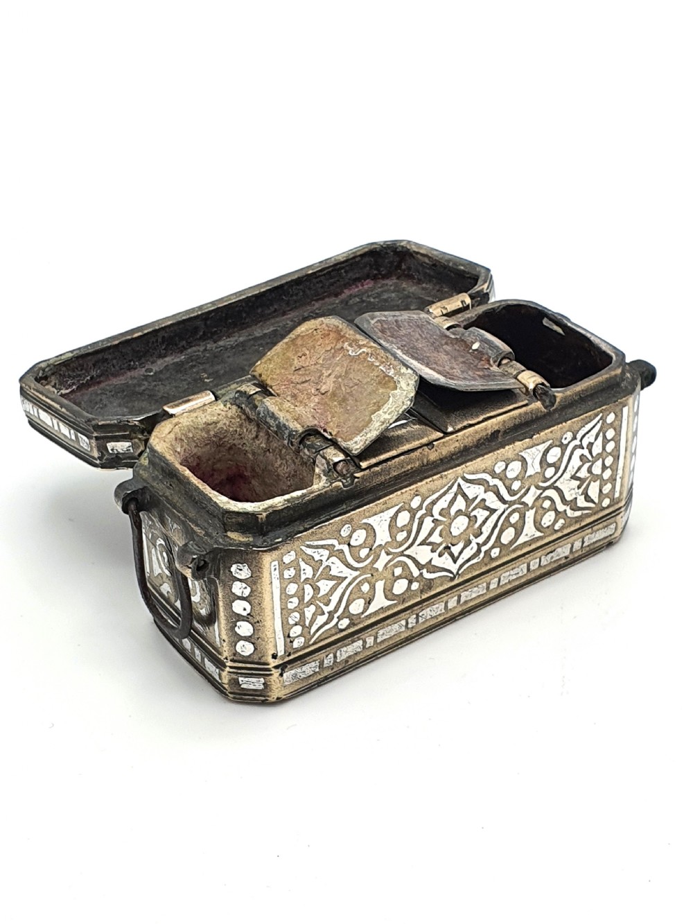 Antique betel nut box – Philippines - circa 1900 View IV