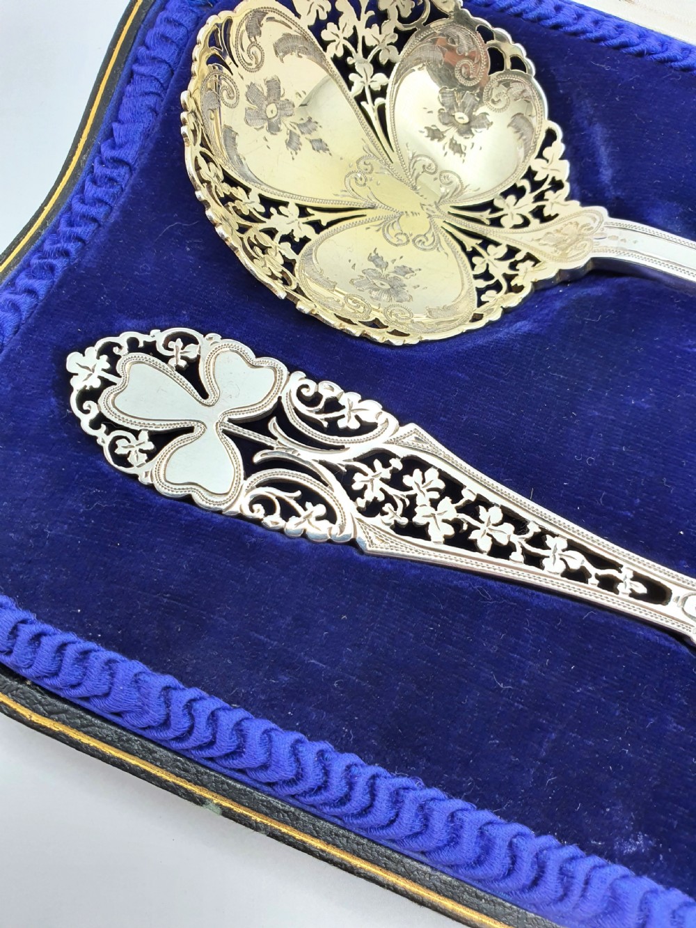 Stunning Pair of Solid Silver Serving Spoons - 1904 View III
