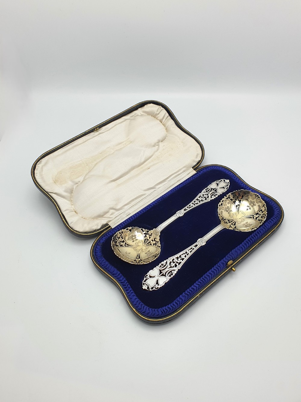 Stunning Pair of Solid Silver Serving Spoons - 1904 View V