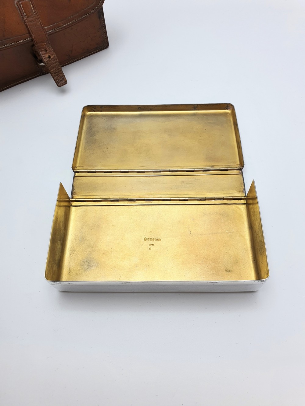 Handsome Edwardian Antique Leather Cased Sandwich Box - circa 1905 View VI