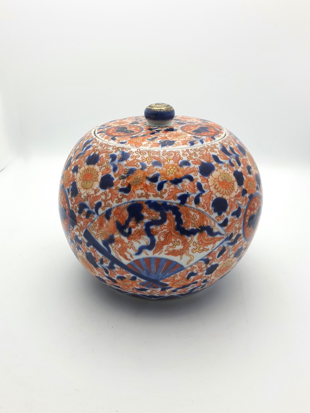 Splendid Large Imari Lidded Ginger Jar – circa 1880