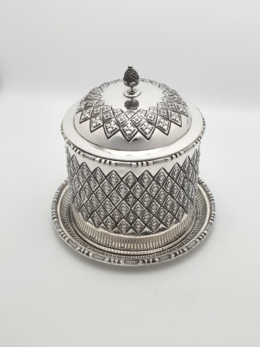 Superb Antique Edwardian Silver-Plated Biscuit Box - circa 1905 View II