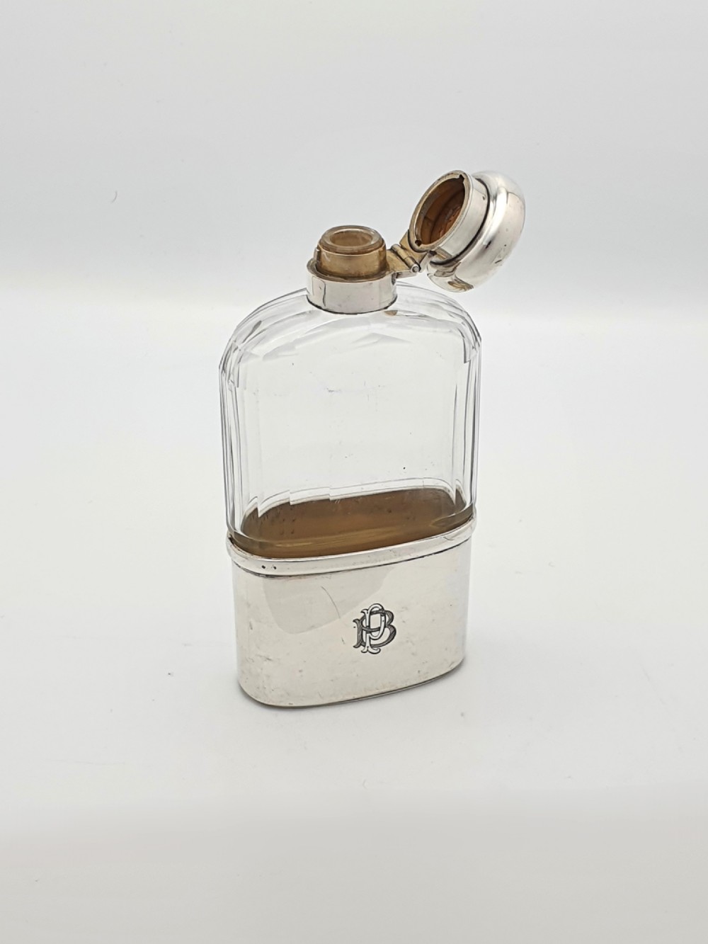 Superb Antique Silver and Cut-Glass Hip Flask – London, 1919