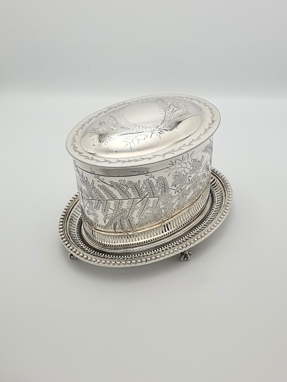 Lovely Antique Victorian Silver-Plated Oval Biscuit/Cookie Jar – circa 1880 View III