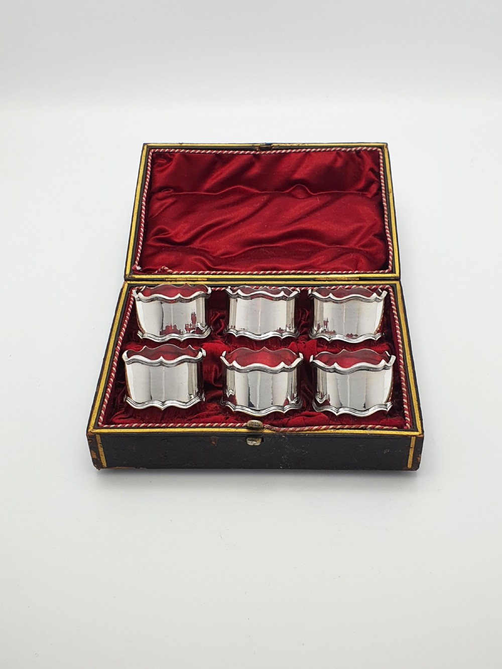 Nice Set of Six Antique Edwardian Silver-Plated Napkin Rings – circa 1905 View IV