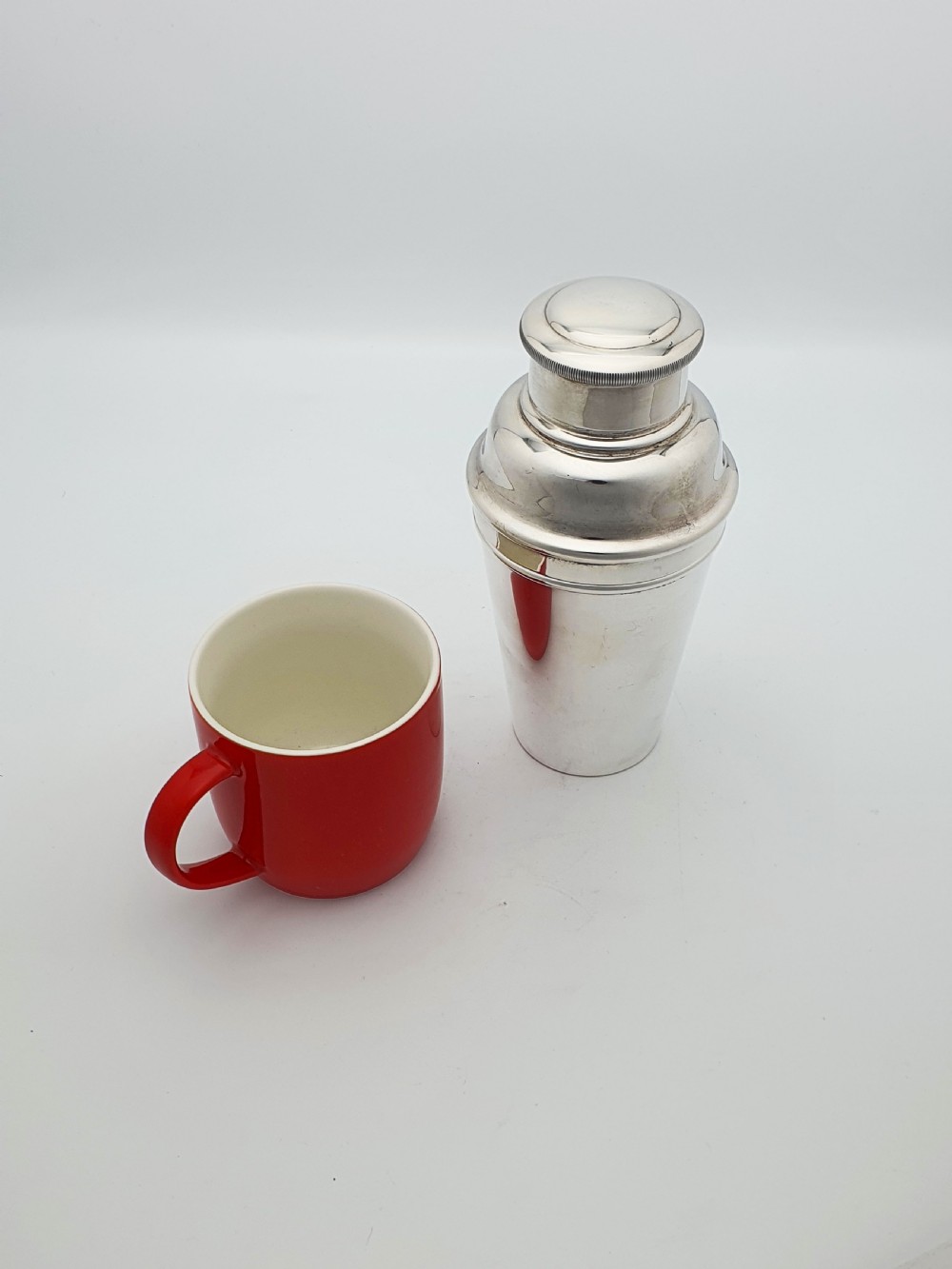 Art Deco Silver-Plated Cocktail Shaker with Built in Ice Breaker – circa 1920’s View VII
