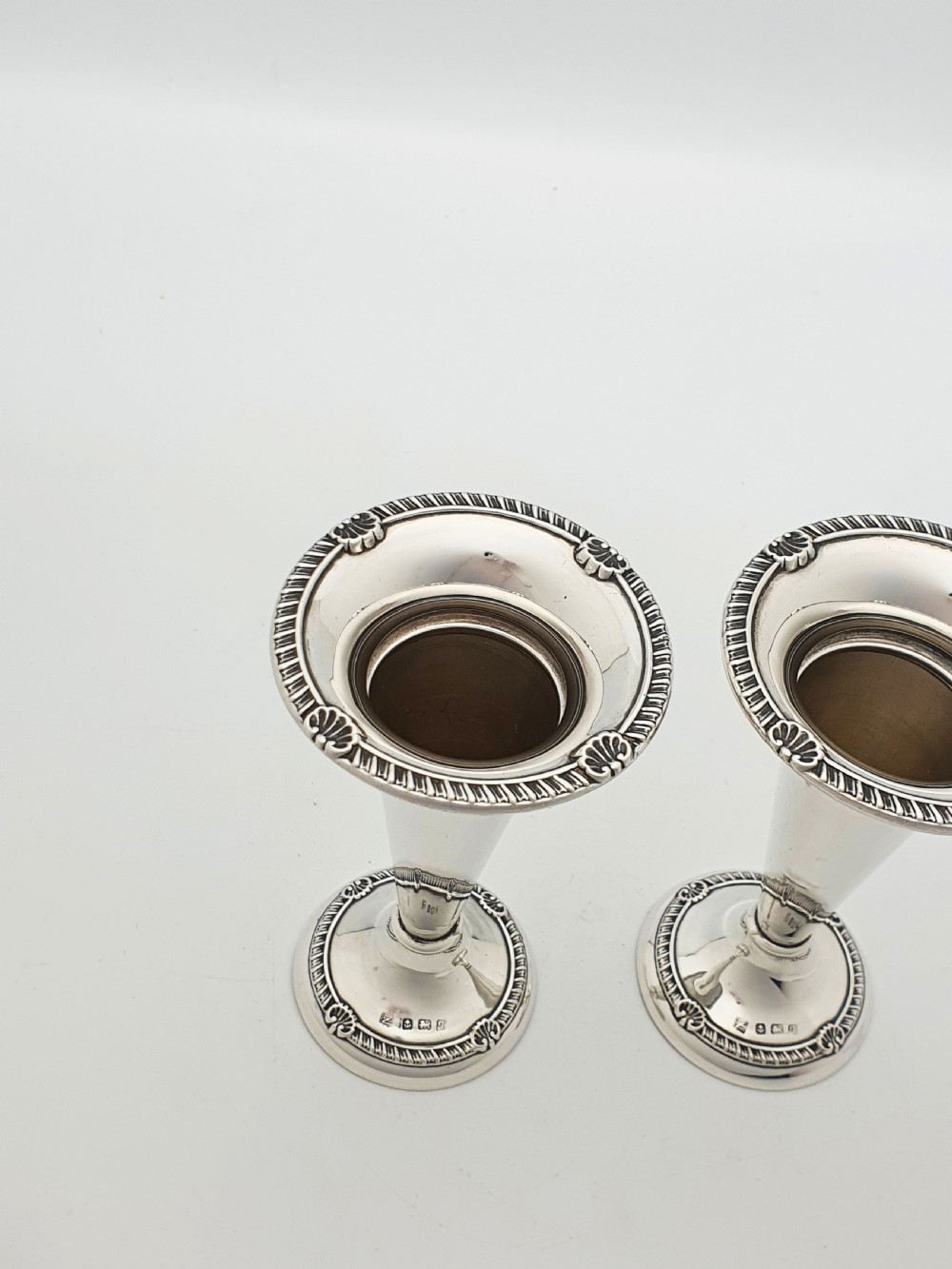 Lovely Pair of Antique Georgian Revival Sterling Silver Trumpet Vases - 1915 View IV