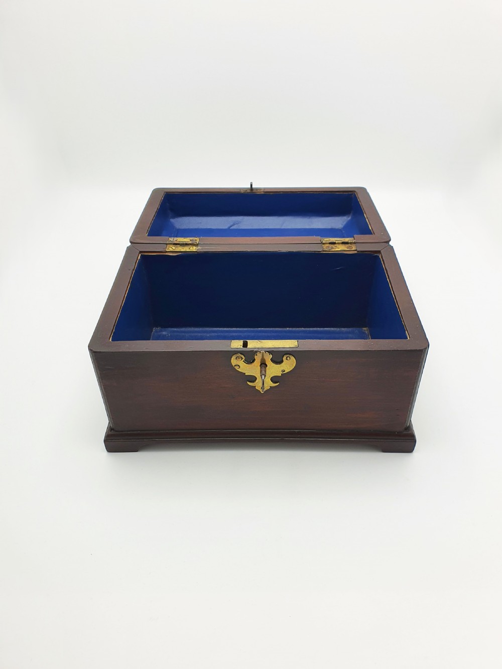 Good Antique Georgian Mahogany Trinket Box with Brass Fittings – circa 1820 View VI
