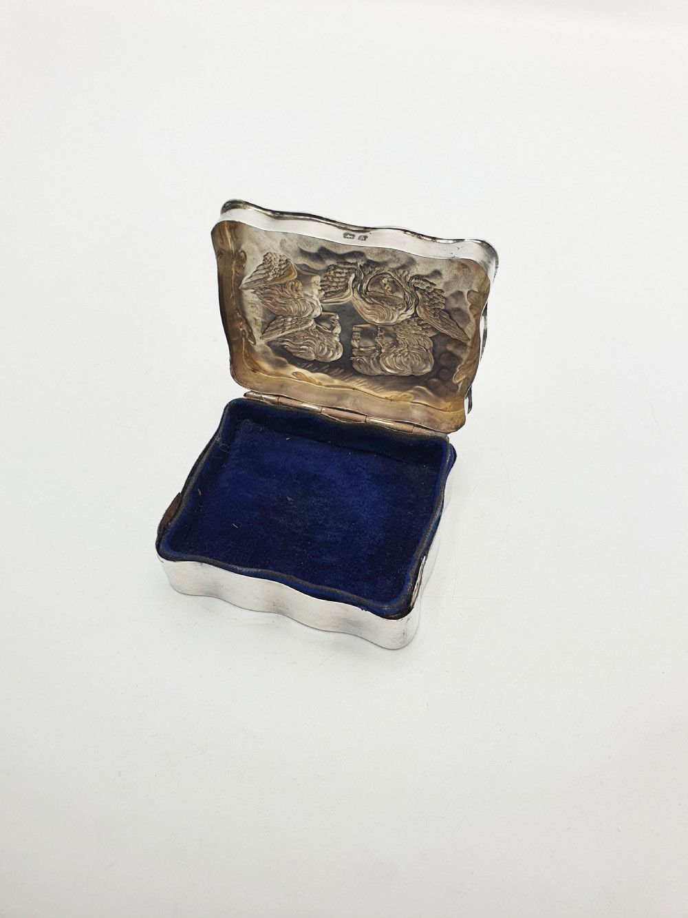 Gorgeous Antique Edwardian Silver Cherub Trinket Box with Velvet Interior - 1907 View II