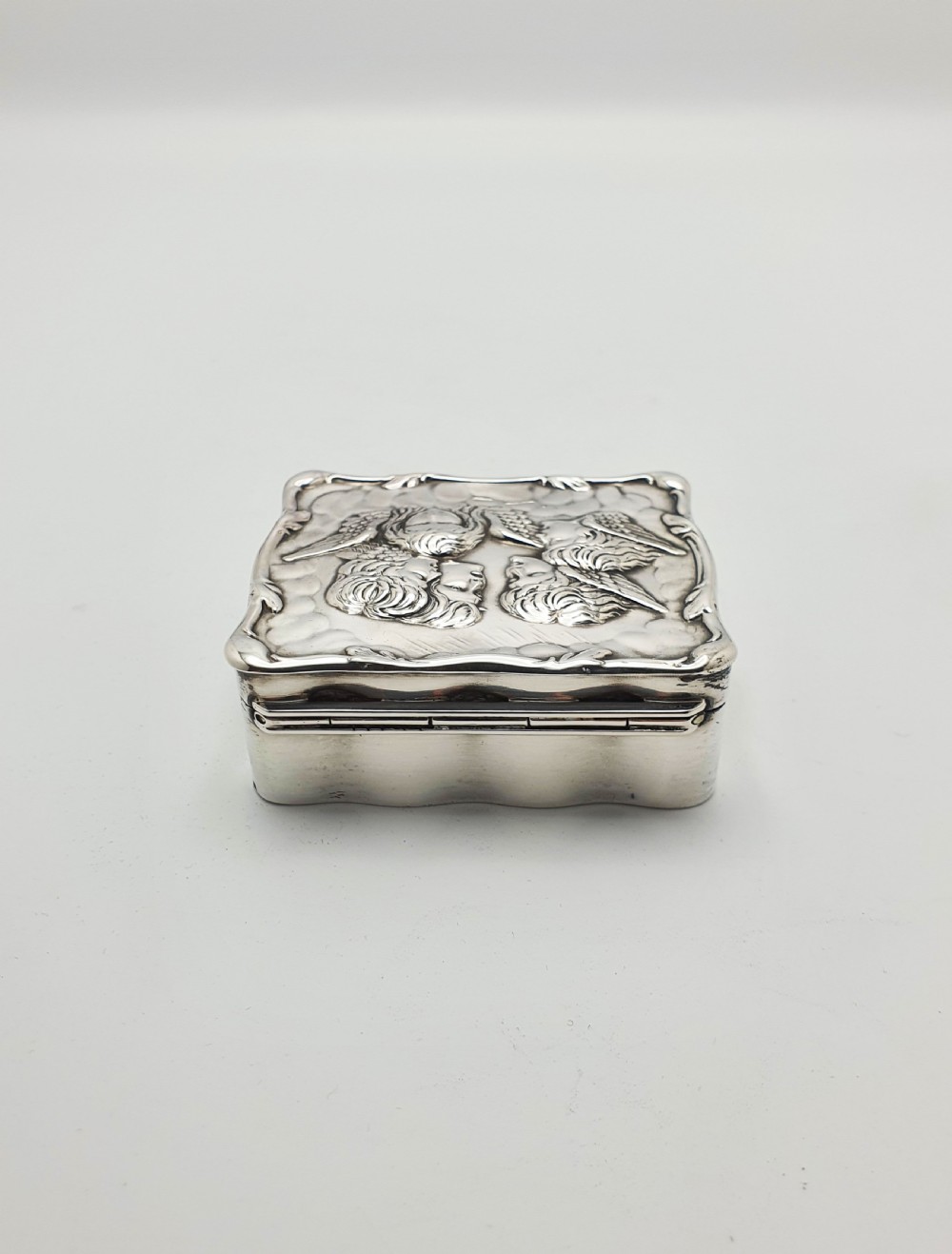Gorgeous Antique Edwardian Silver Cherub Trinket Box with Velvet Interior - 1907 View VI