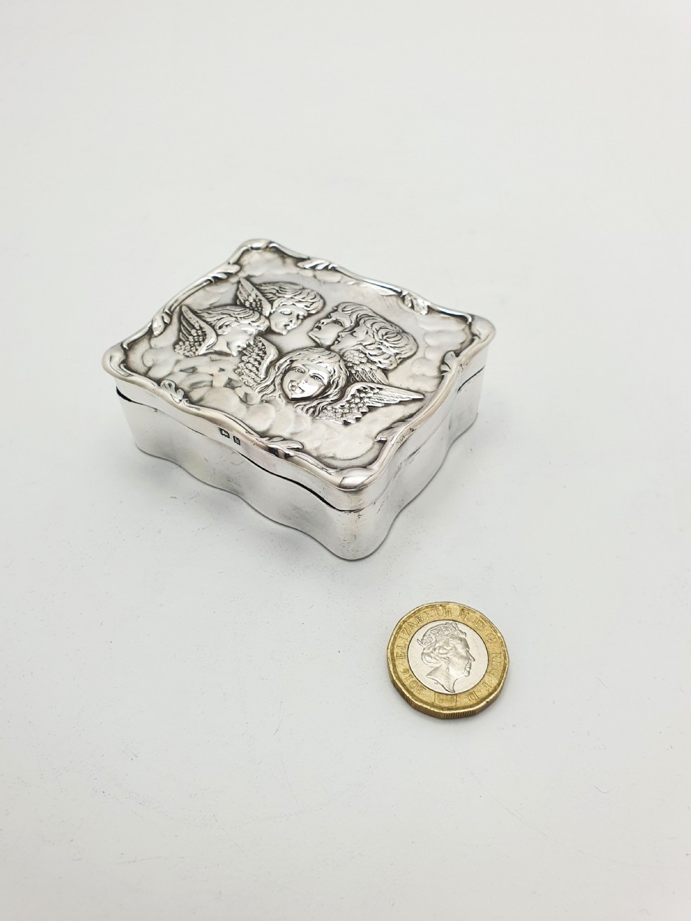 Gorgeous Antique Edwardian Silver Cherub Trinket Box with Velvet Interior - 1907 View VII