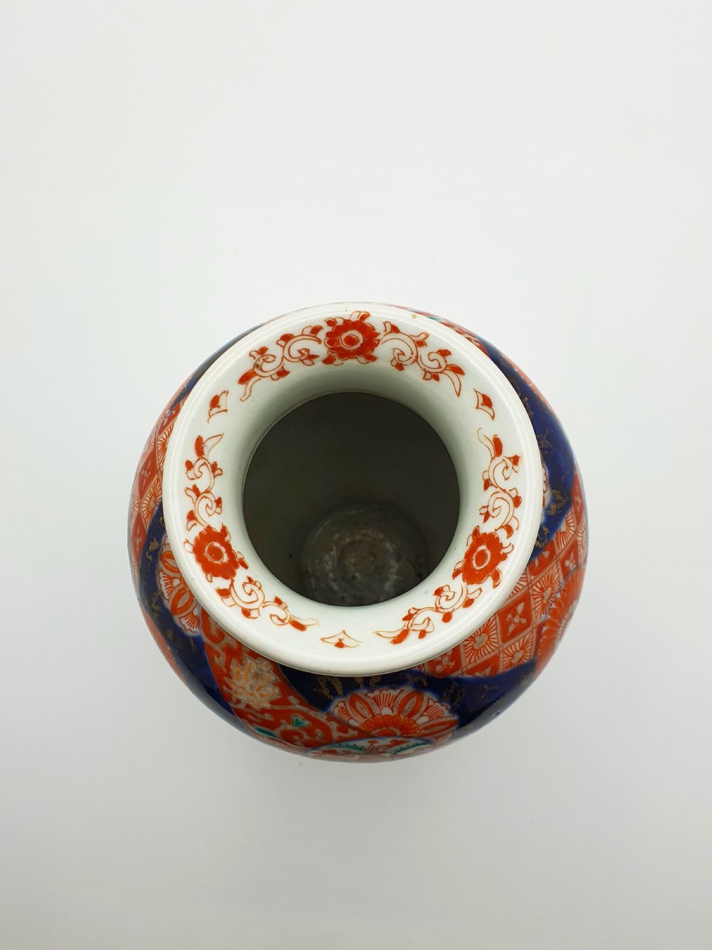 Beautiful Antique Japanese Imari Vase with Floral & Phoenix Design – circa 1900 View VI