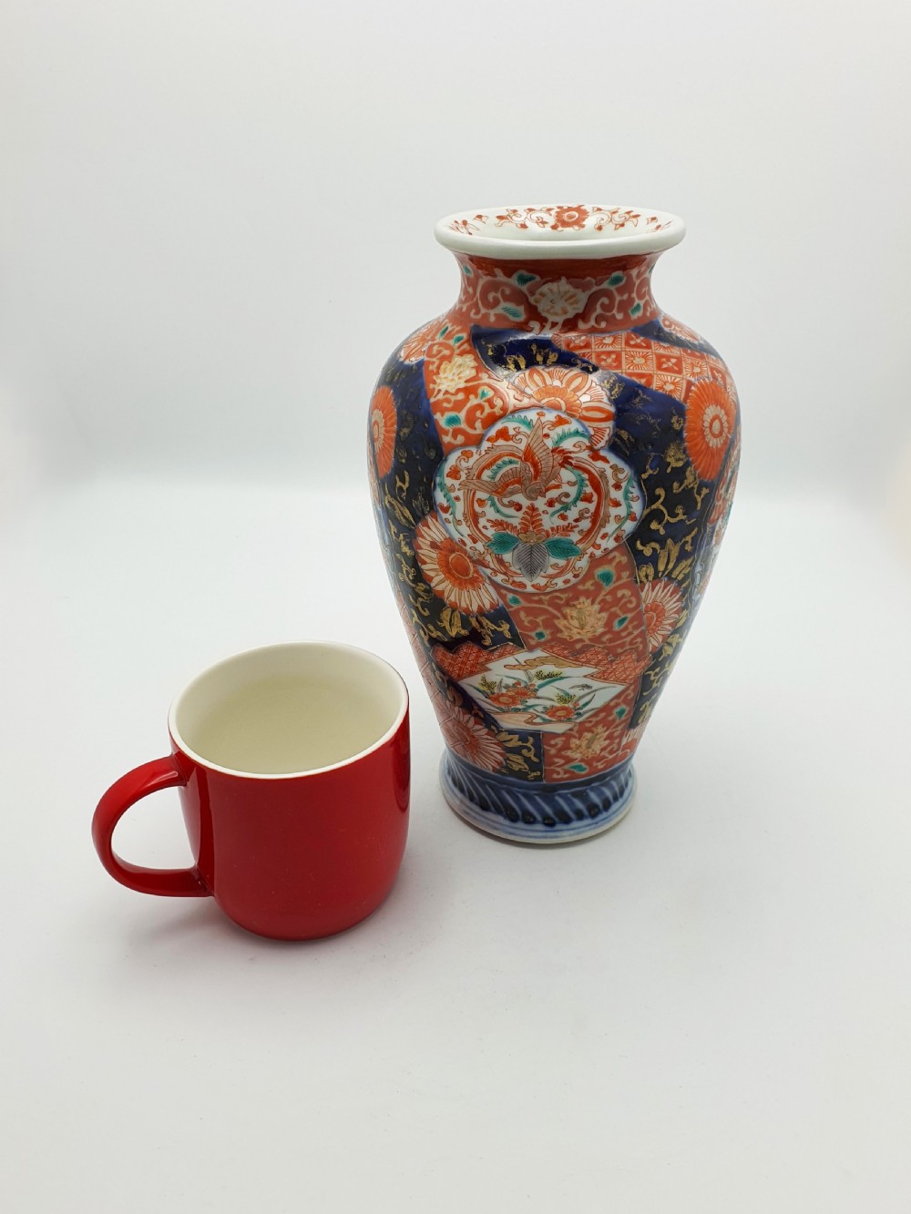 Beautiful Antique Japanese Imari Vase with Floral & Phoenix Design – circa 1900 View VIII