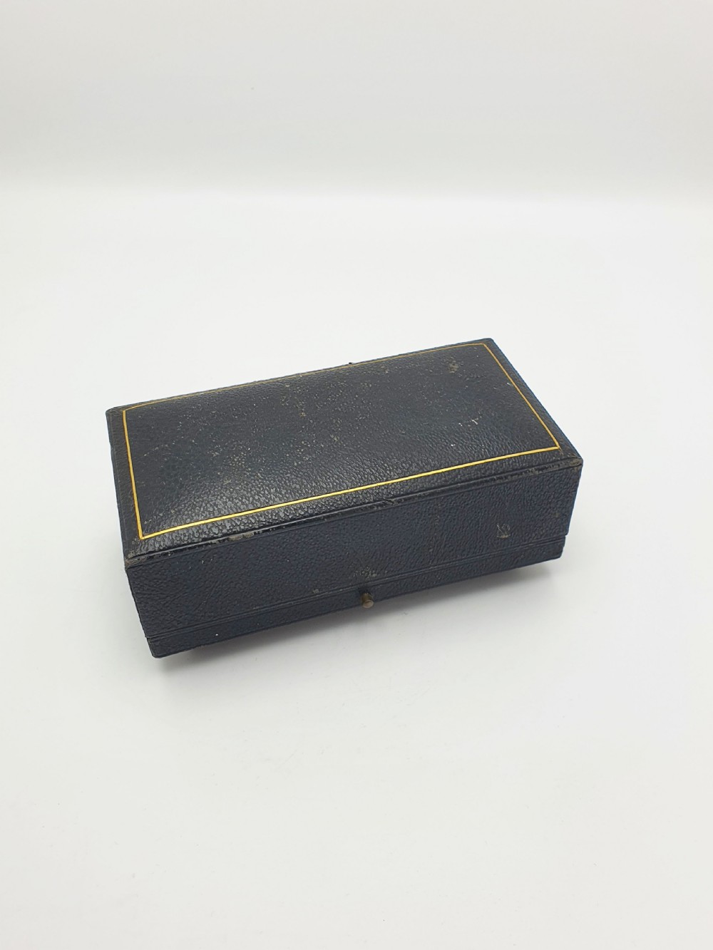Lovely Pair of Edwardian Sterling Silver Napkin Rings in Fitted Case - 1906 View VI